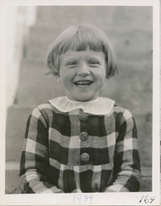 Image of Gov. Knudsen's daughter [Kirsten, age about 5]